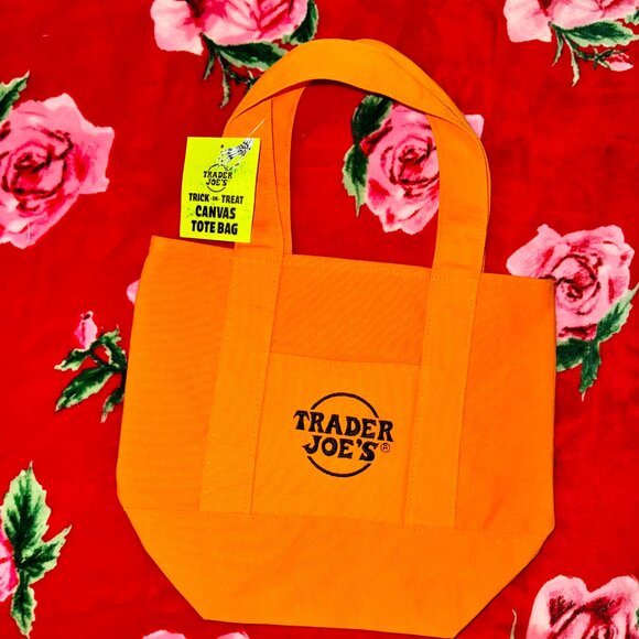 Lot of 4 — 2025 Trader Joe’s Trick-or-Treat Mini Canvas Totes (Limited Edition) - Picture 13 of 15